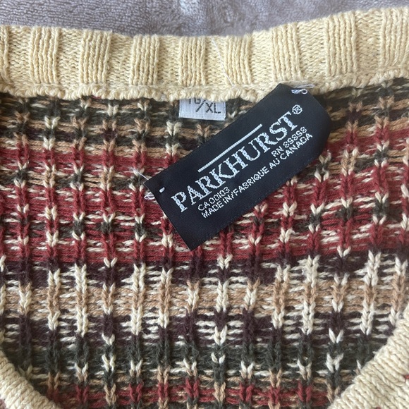 XL Patterned Cardigan - Picture 3 of 4